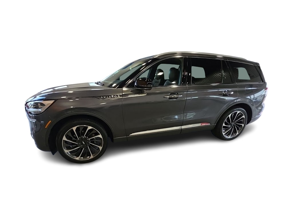 Thumbnail: 2020 Lincoln Aviator - 24