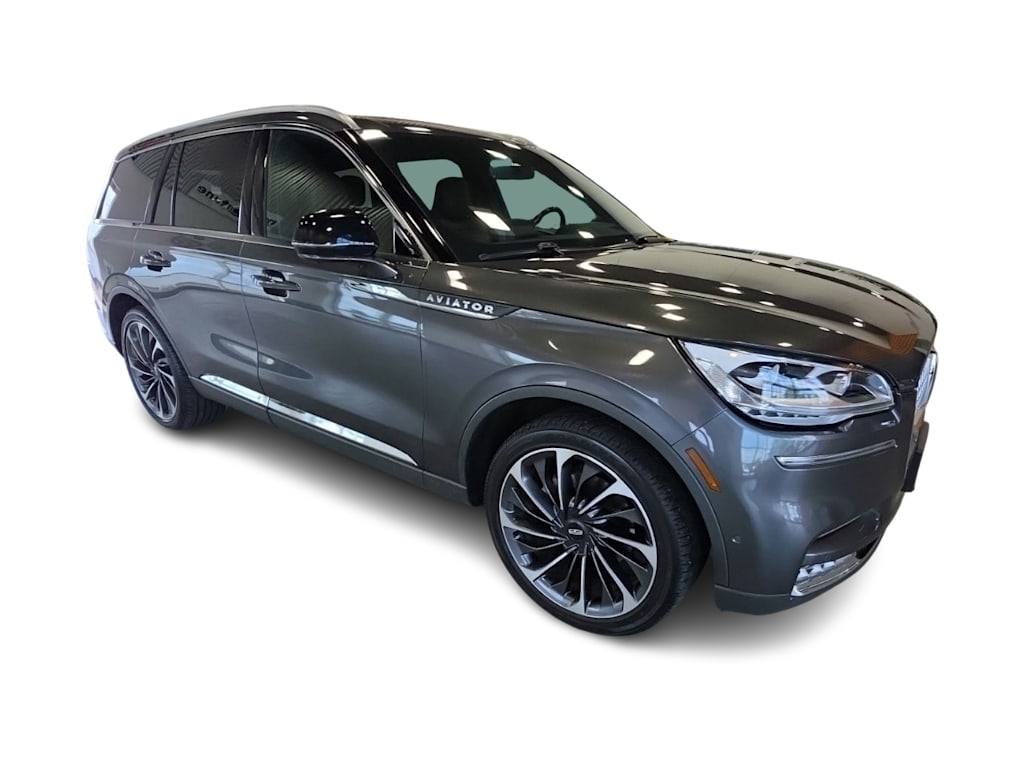 Thumbnail: 2020 Lincoln Aviator - 17