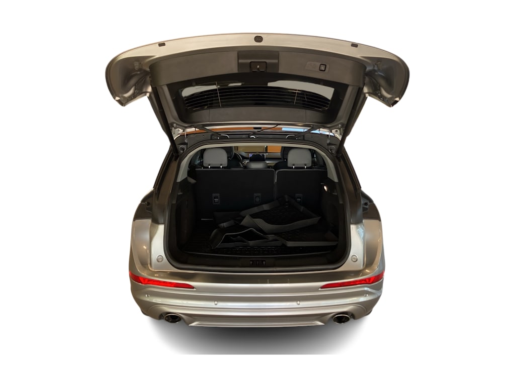 Thumbnail: 2022 Lincoln Corsair - 13