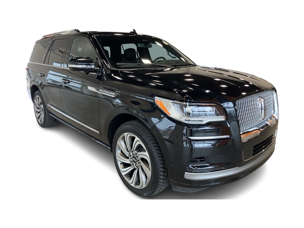 Thumbnail: 2023 Lincoln Navigator - 15