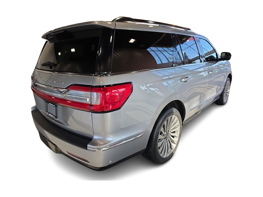 Thumbnail: 2020 Lincoln Navigator - 19