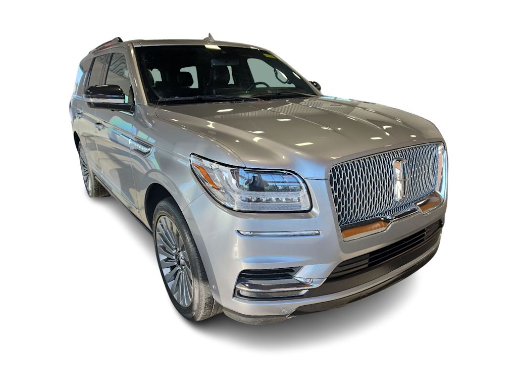 Thumbnail: 2020 Lincoln Navigator - 17