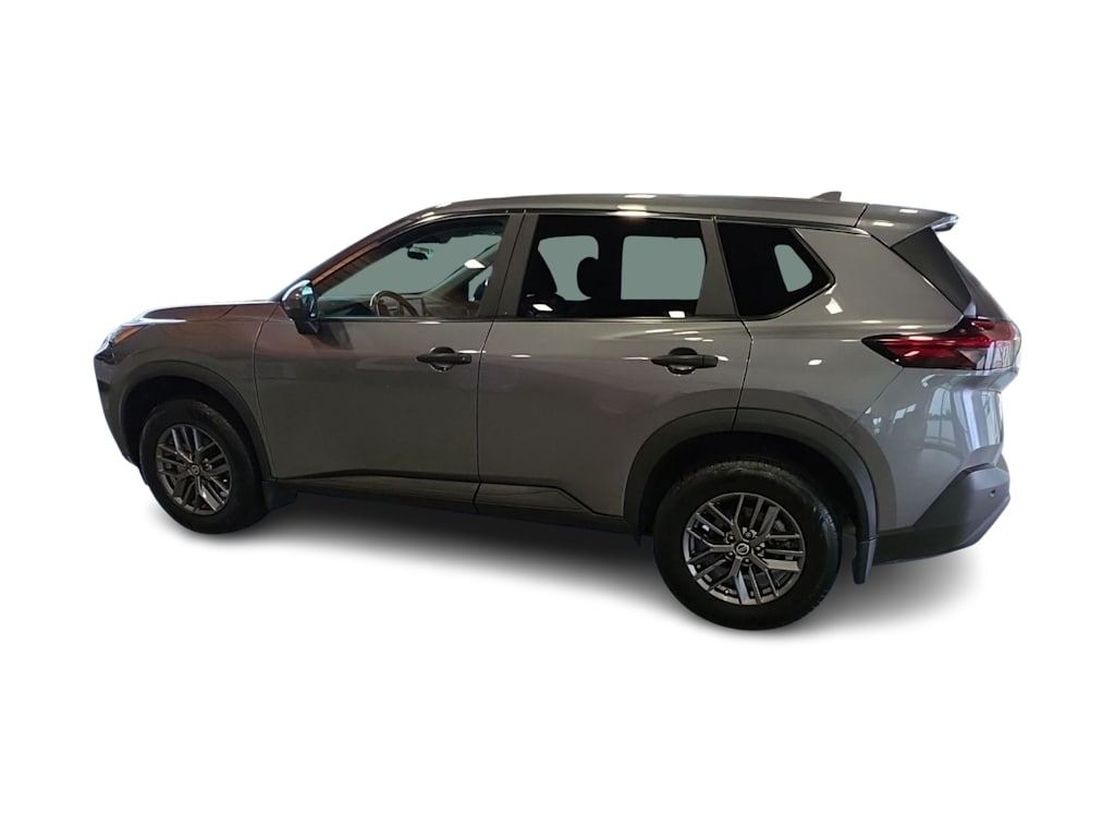 Thumbnail: 2021 Nissan Rogue - 3