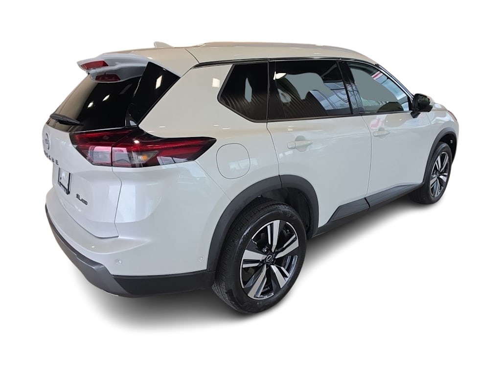 Thumbnail: 2026 Nissan Rogue - 17