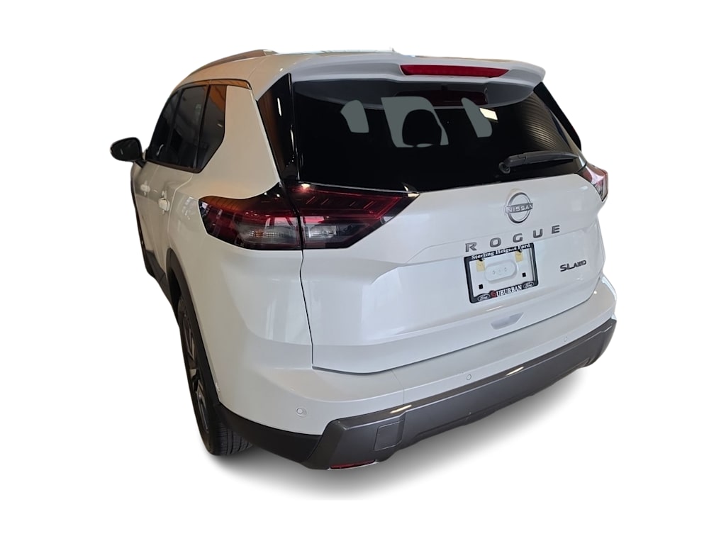 Thumbnail: 2026 Nissan Rogue - 4