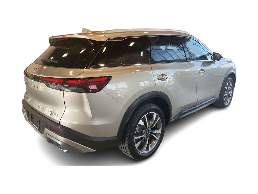 Thumbnail: 2022 INFINITI QX60 - 16