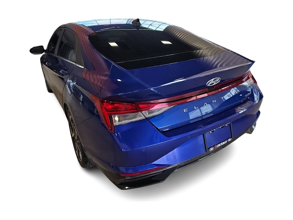 Thumbnail: 2023 Hyundai Elantra - 4