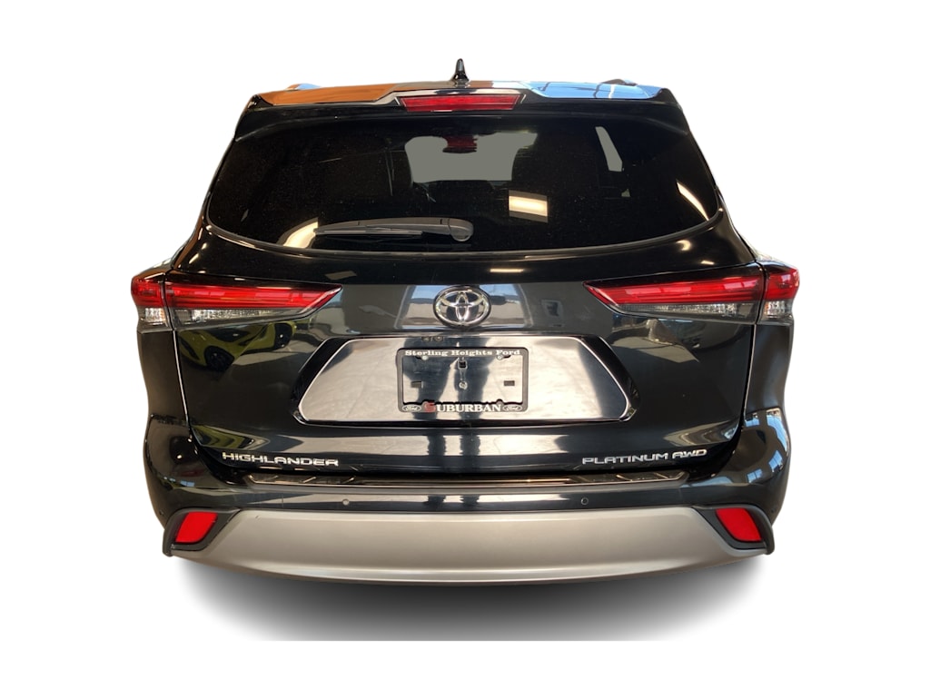 Thumbnail: 2023 Toyota Highlander - 5