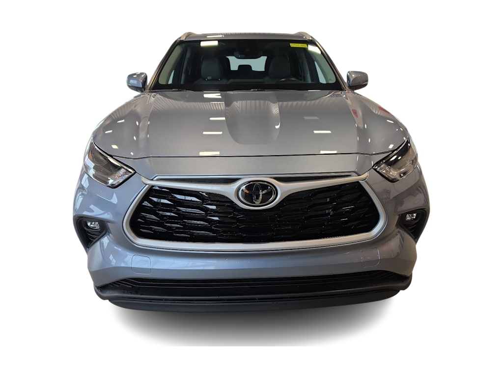 Thumbnail: 2023 Toyota Highlander - 6