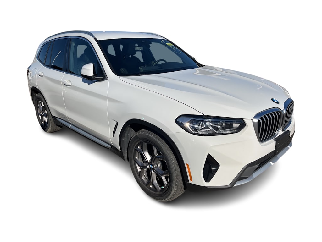 Thumbnail: 2022 BMW X3 - 21