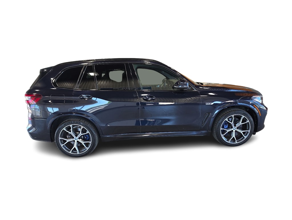 Thumbnail: 2022 BMW X5 - 17