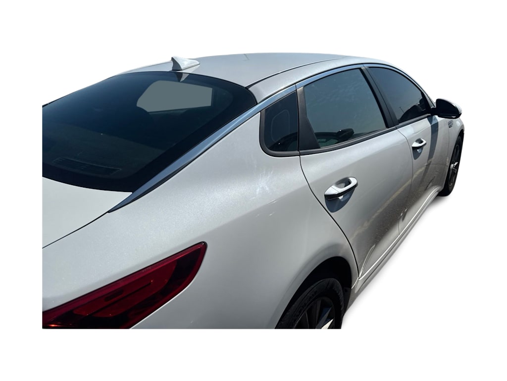 Thumbnail: 2020 Kia Optima - 13