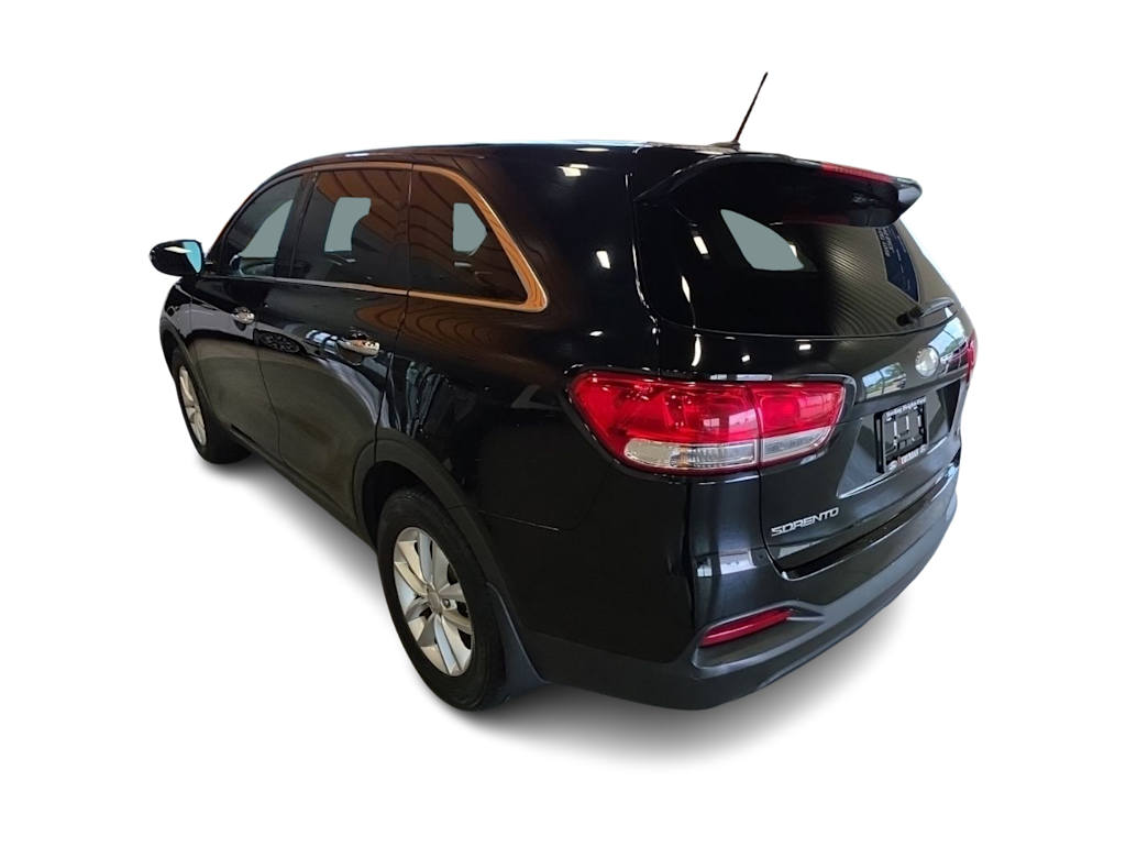 Thumbnail: 2018 Kia Sorento - 21
