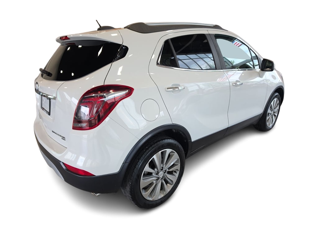 Thumbnail: 2018 Buick Encore - 16