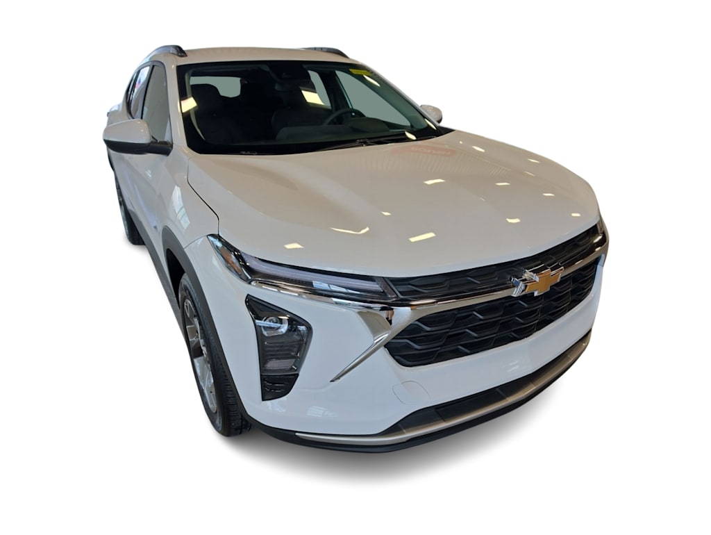 Thumbnail: 2025 Chevrolet Trax - 14