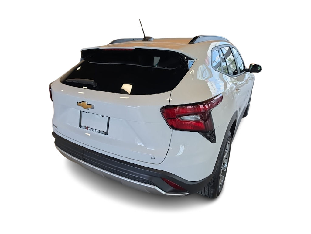 Thumbnail: 2025 Chevrolet Trax - 18