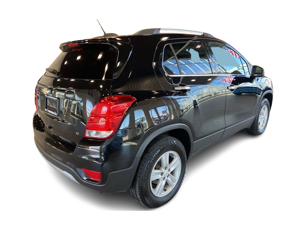 Thumbnail: 2019 Chevrolet Trax - 16