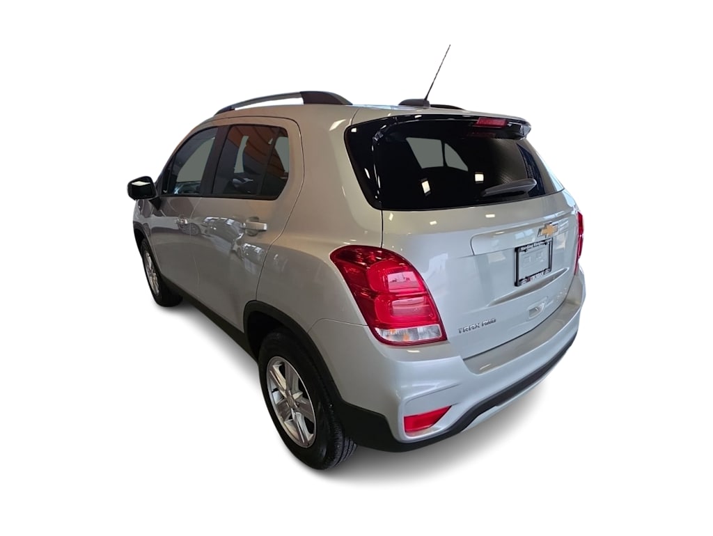 Thumbnail: 2022 Chevrolet Trax - 19