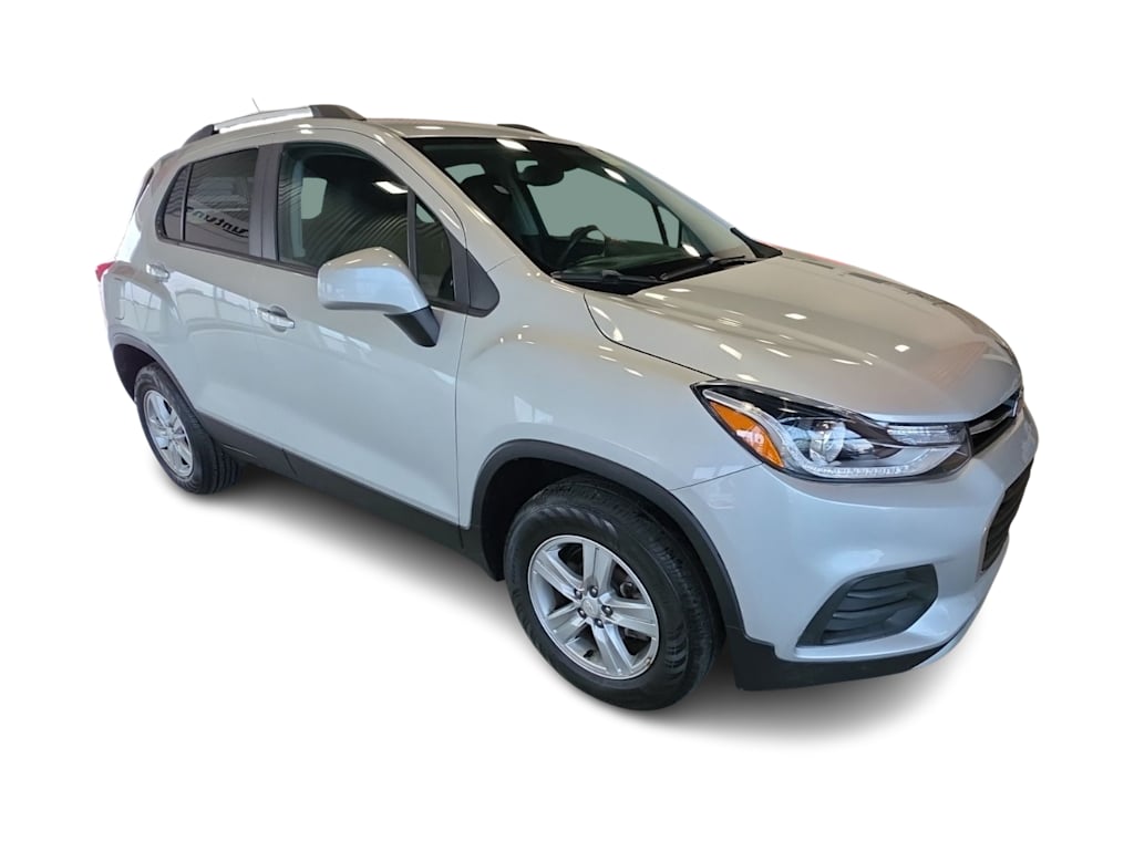 Thumbnail: 2022 Chevrolet Trax - 14