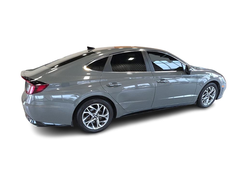 Thumbnail: 2023 Hyundai Sonata - 17