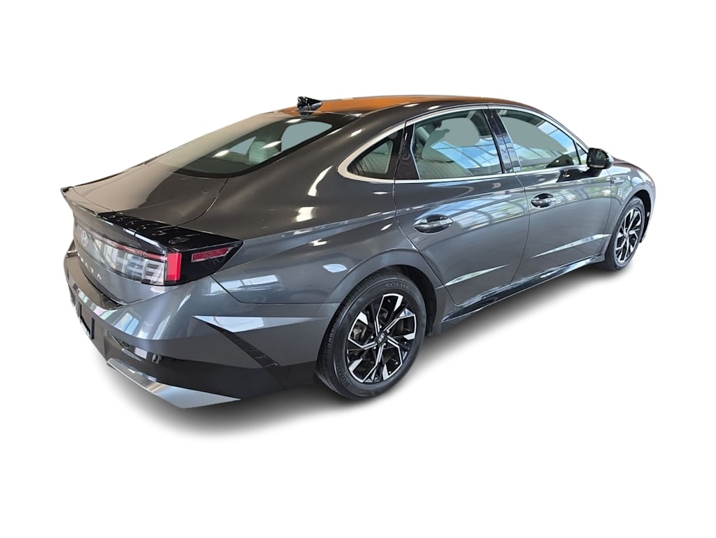 Thumbnail: 2025 Hyundai Sonata - 18