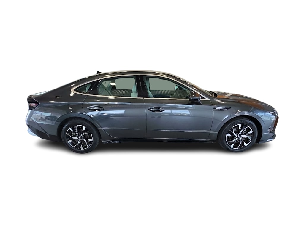 Thumbnail: 2025 Hyundai Sonata - 17