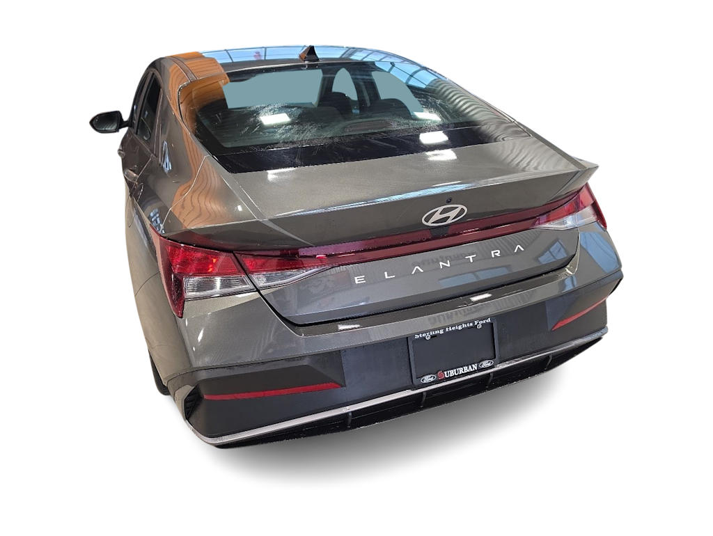 Thumbnail: 2024 Hyundai Elantra - 19