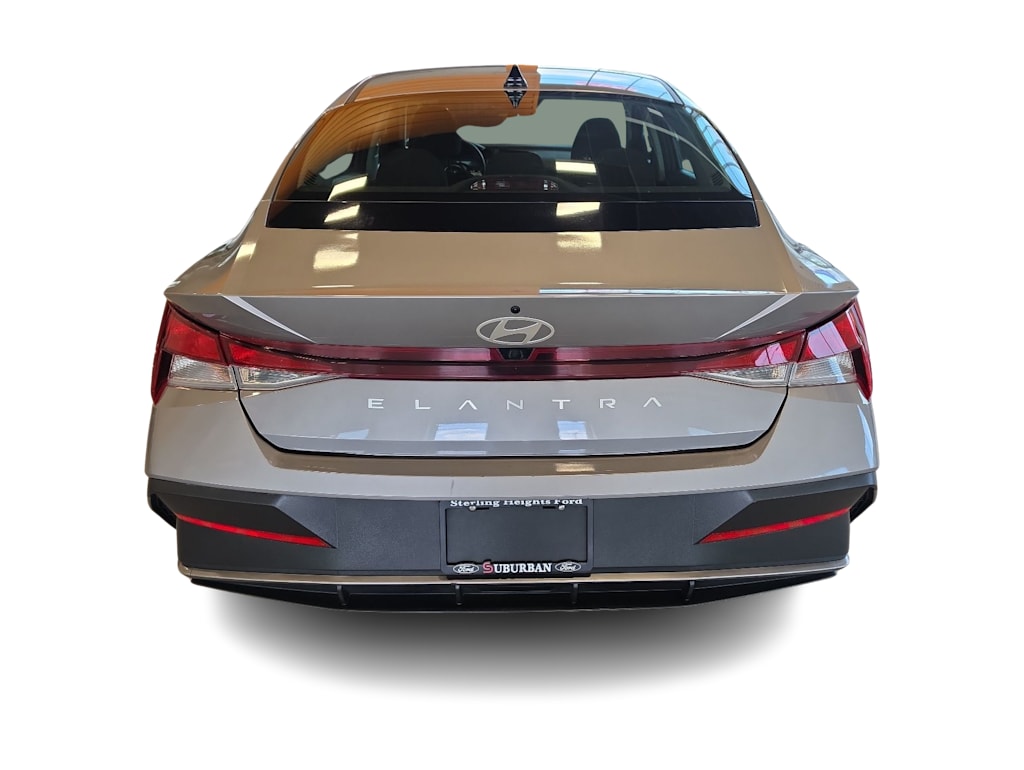 Thumbnail: 2024 Hyundai Elantra - 5