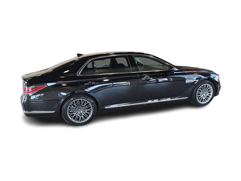 Thumbnail: 2021 Genesis G90 - 17