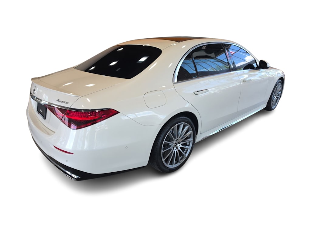 Thumbnail: 2023 Mercedes-Benz S-Class - 18