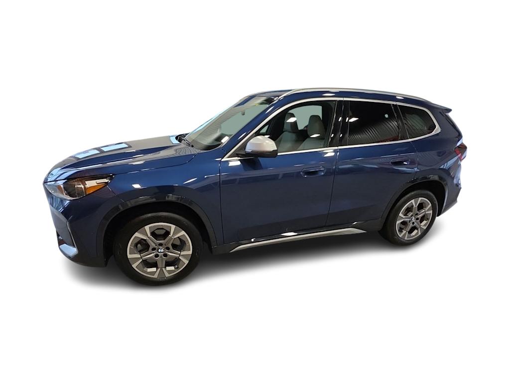 Thumbnail: 2023 BMW X1 - 25