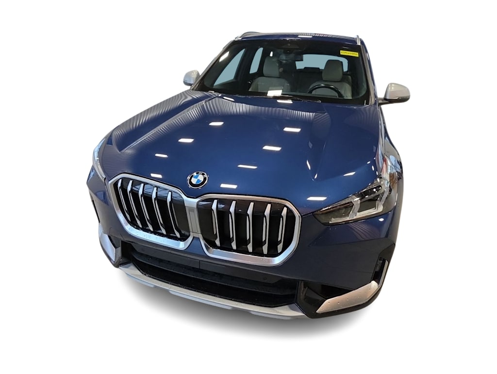 Thumbnail: 2023 BMW X1 - 6