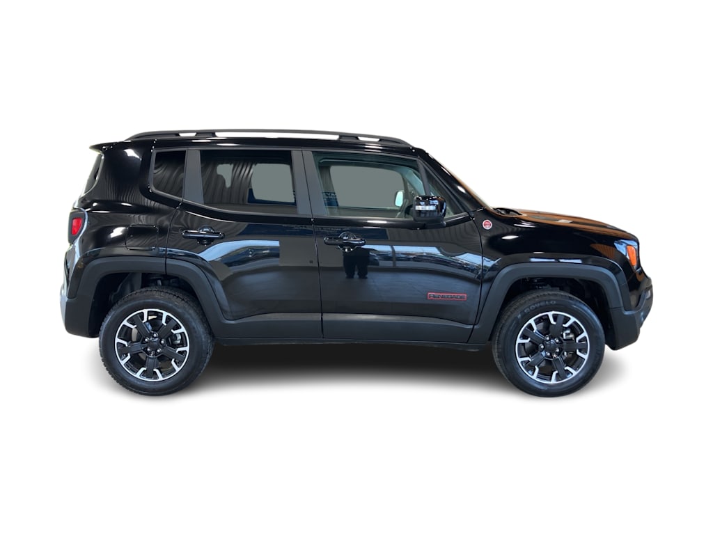 Thumbnail: 2023 Jeep Renegade - 14