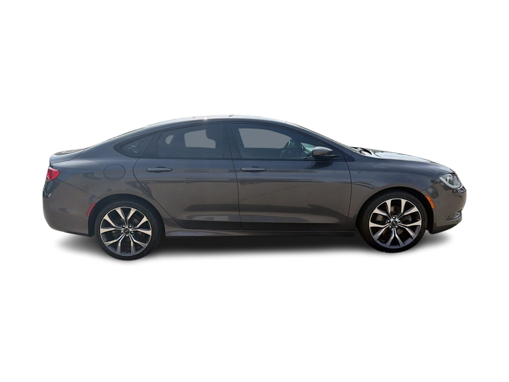 Thumbnail: 2016 Chrysler 200 - 21