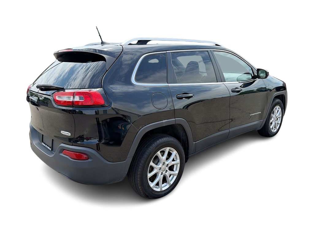 Thumbnail: 2017 Jeep Cherokee - 21