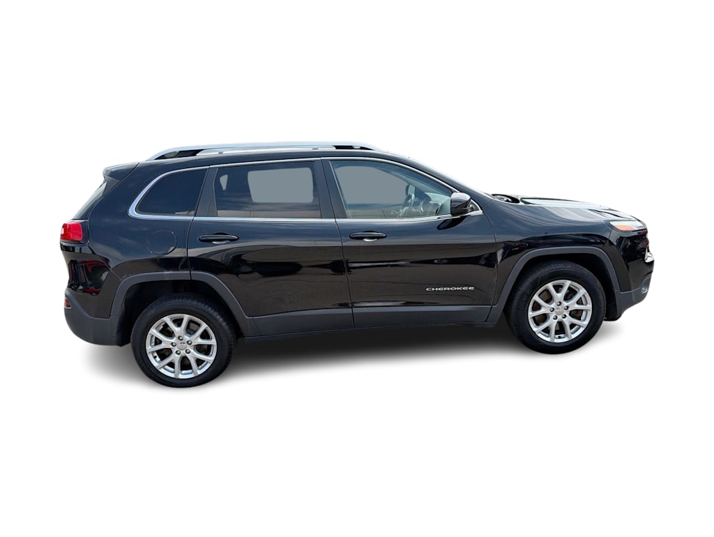 Thumbnail: 2017 Jeep Cherokee - 22