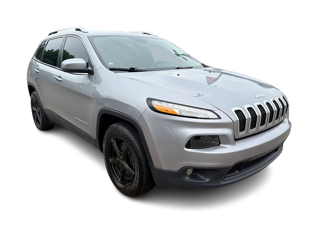 Thumbnail: 2017 Jeep Cherokee - 20
