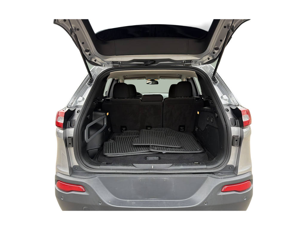 Thumbnail: 2017 Jeep Cherokee - 17