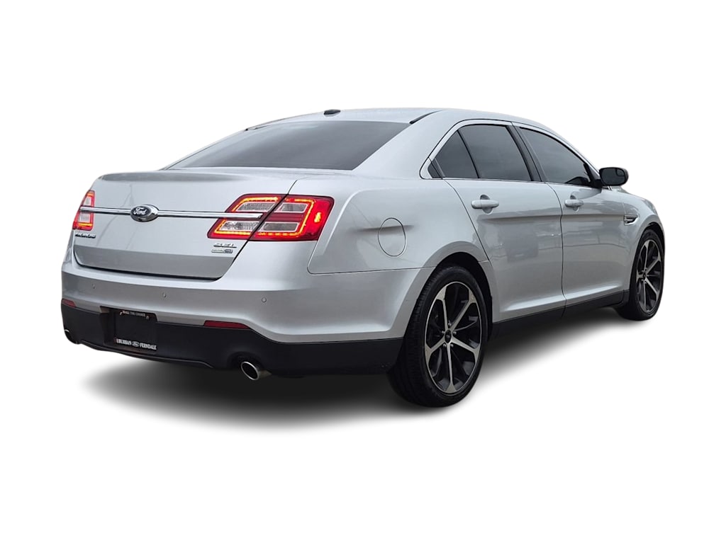 Thumbnail: 2016 Ford Taurus - 20