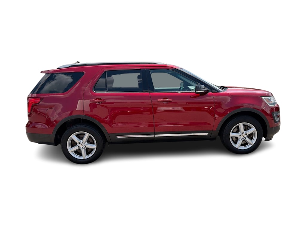 Thumbnail: 2016 Ford Explorer - 22