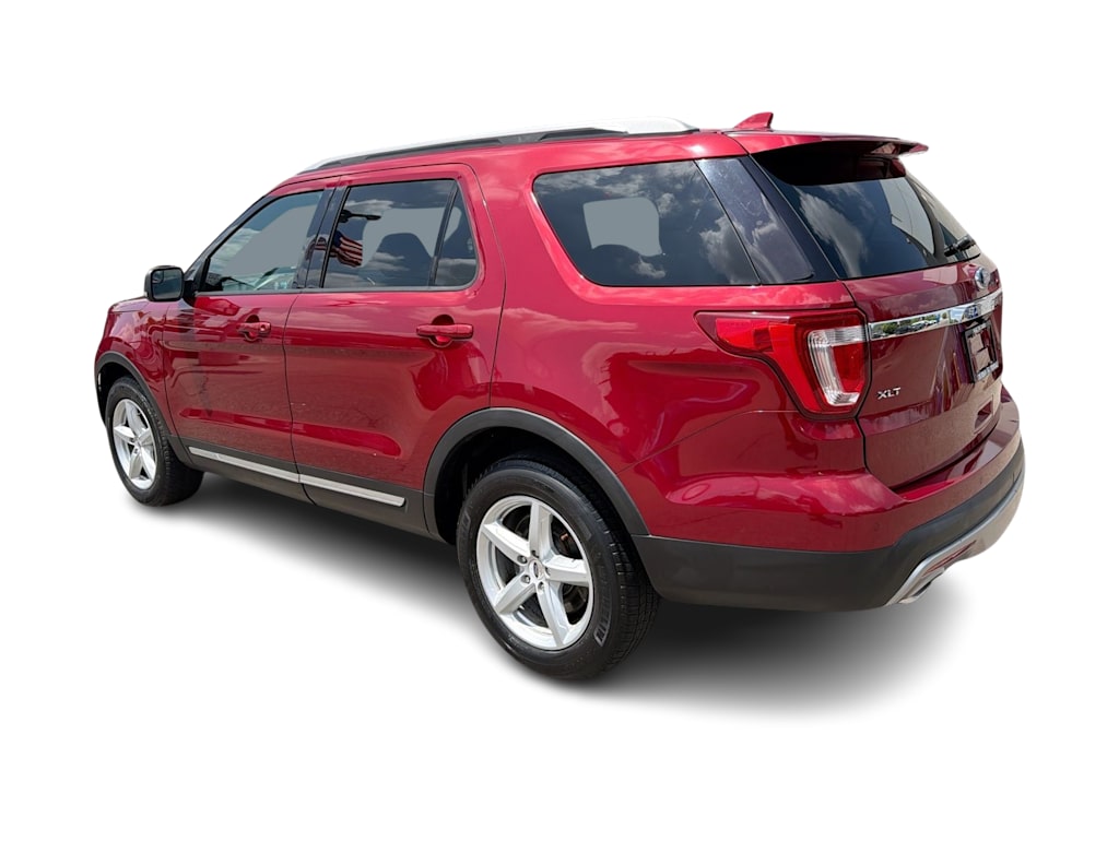 Thumbnail: 2016 Ford Explorer - 4