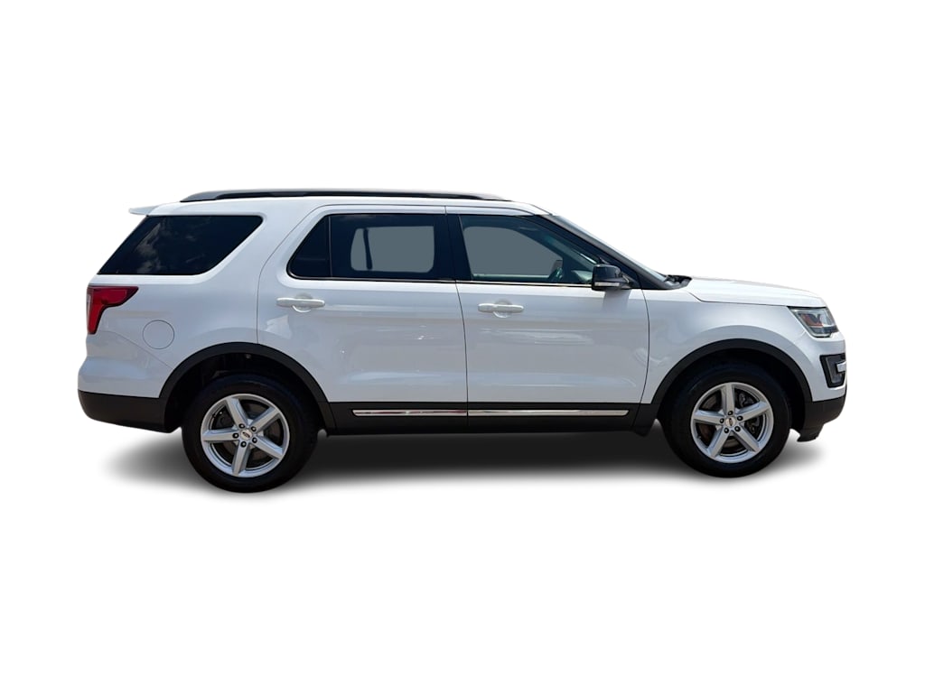 Thumbnail: 2017 Ford Explorer - 22