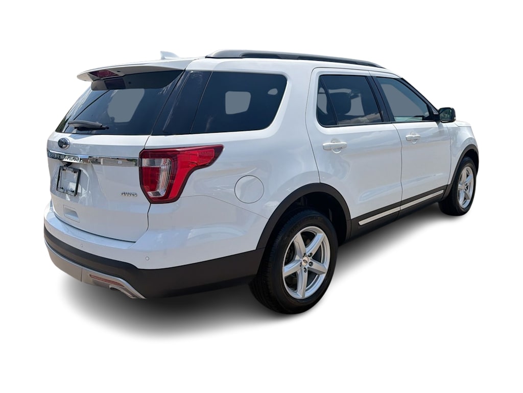 Thumbnail: 2017 Ford Explorer - 21