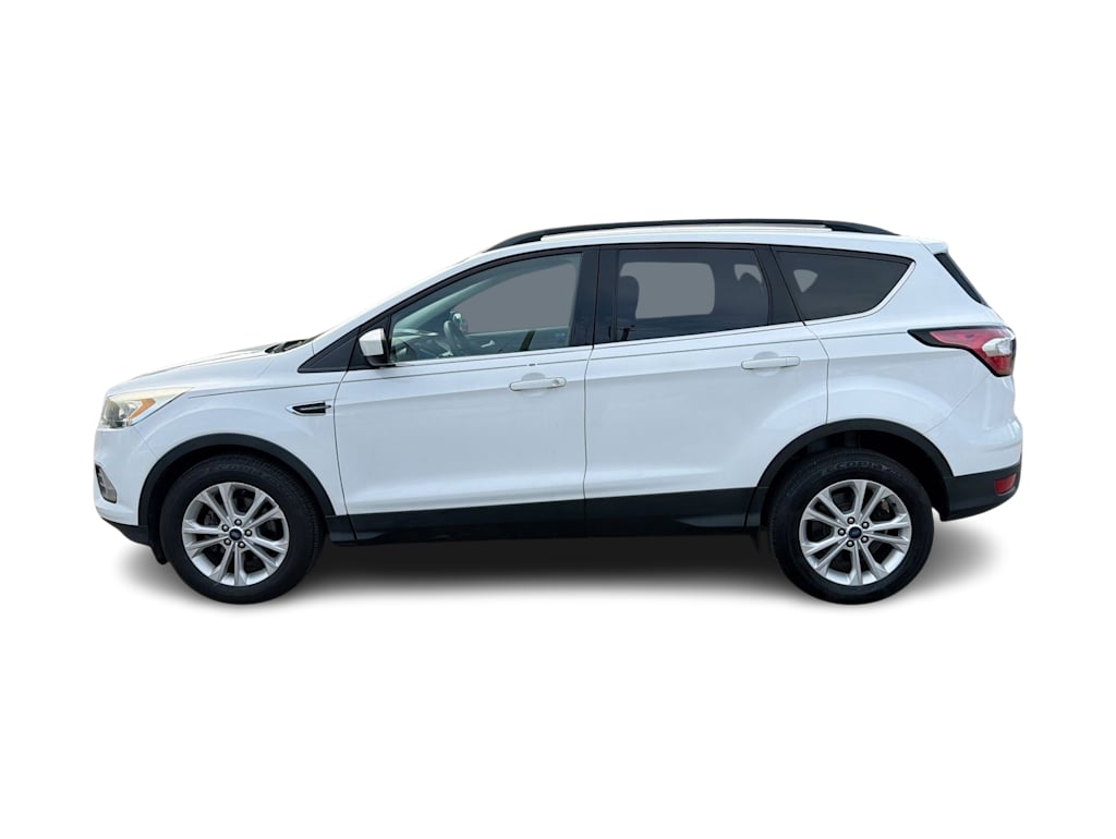 Thumbnail: 2017 Ford Escape - 3