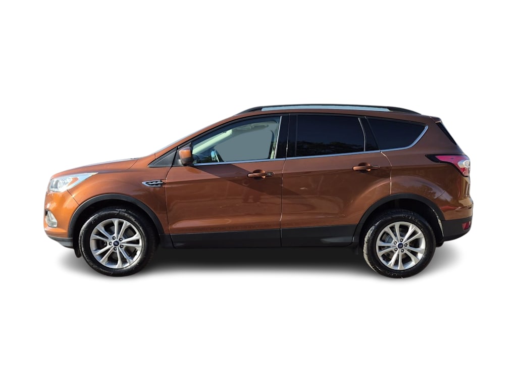 Thumbnail: 2017 Ford Escape - 3