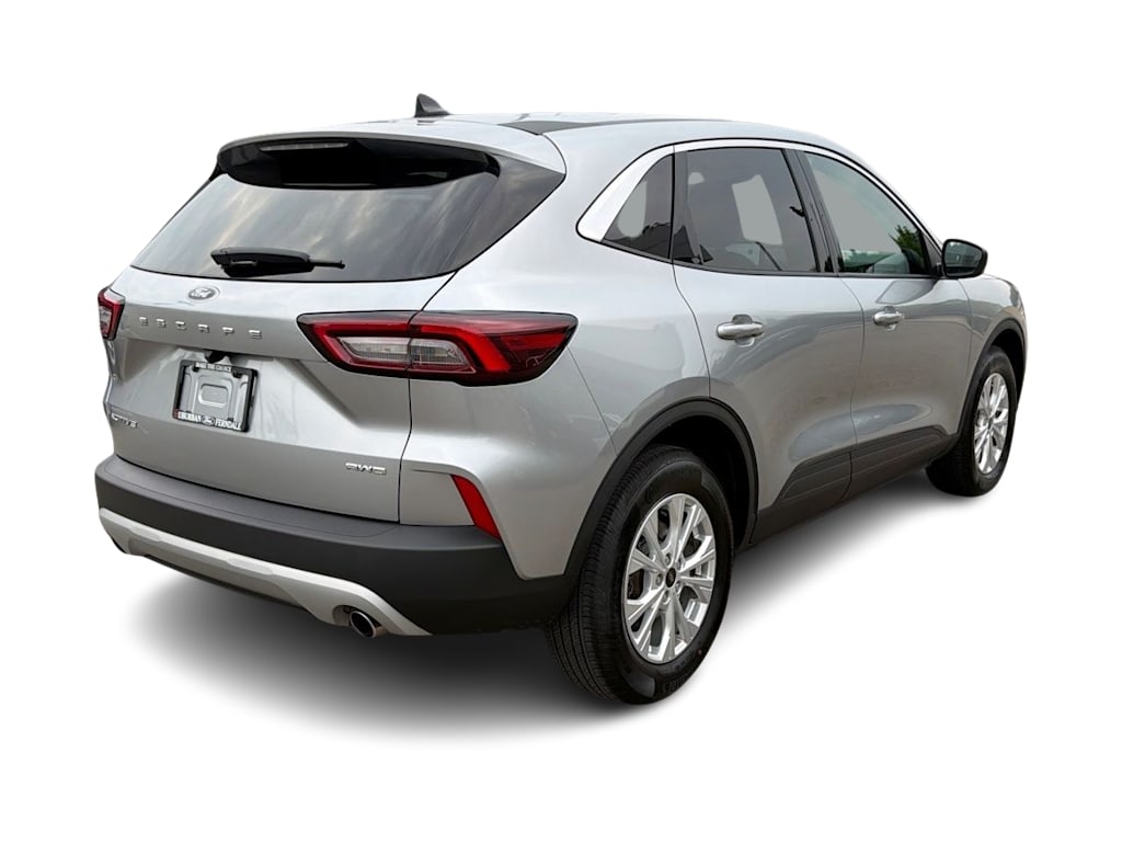 Thumbnail: 2023 Ford Escape - 22