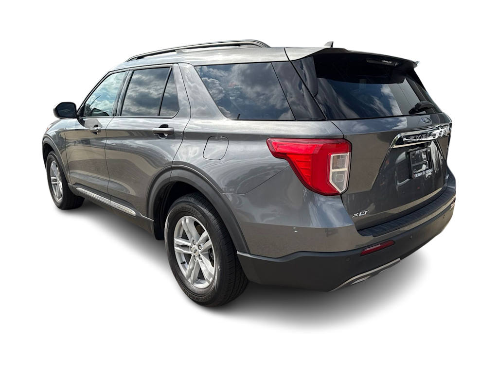 Thumbnail: 2021 Ford Explorer - 4