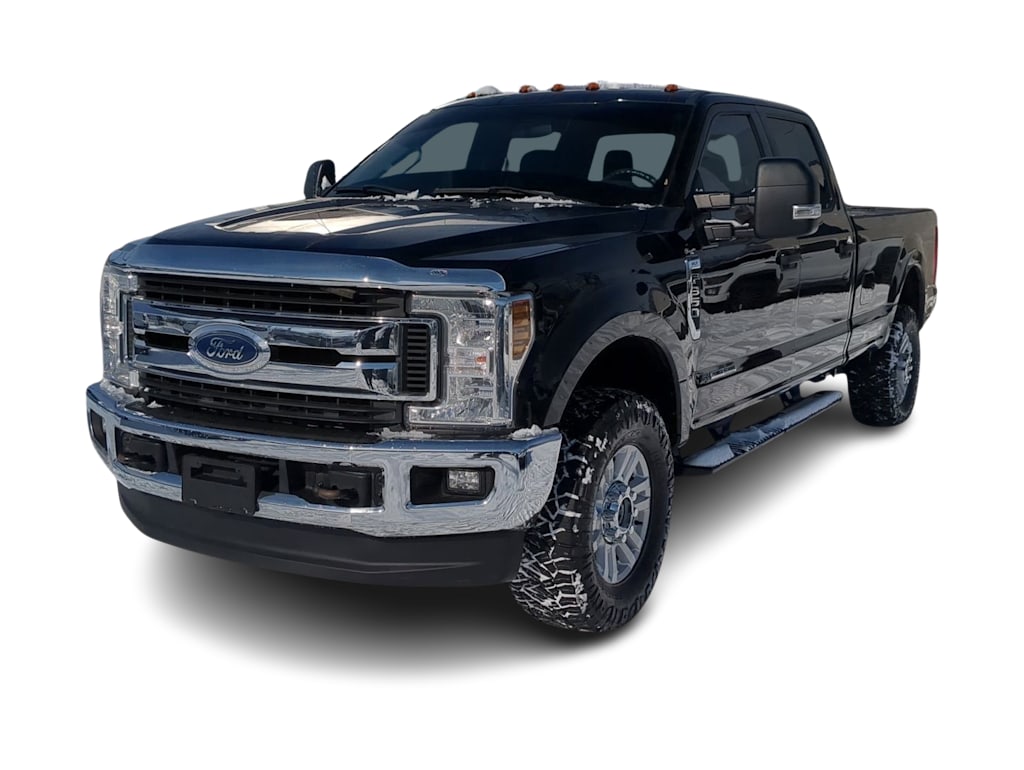 Thumbnail: 2019 Ford F-350 - 17