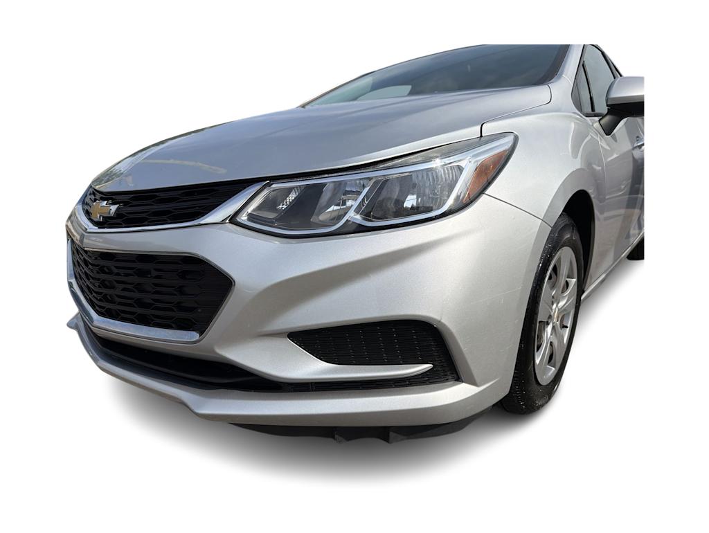 Thumbnail: 2016 Chevrolet Cruze - 23