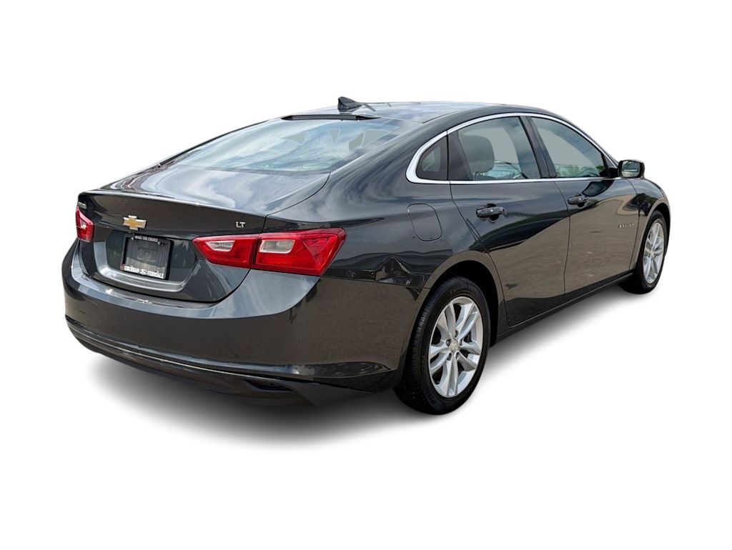 Thumbnail: 2017 Chevrolet Malibu - 22